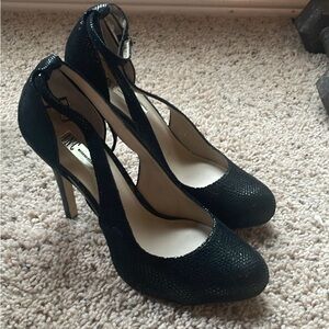 Inc High heels- like new